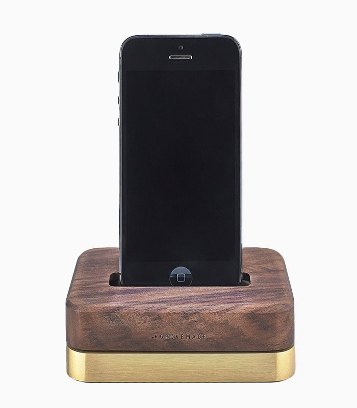 iPhone dock 1